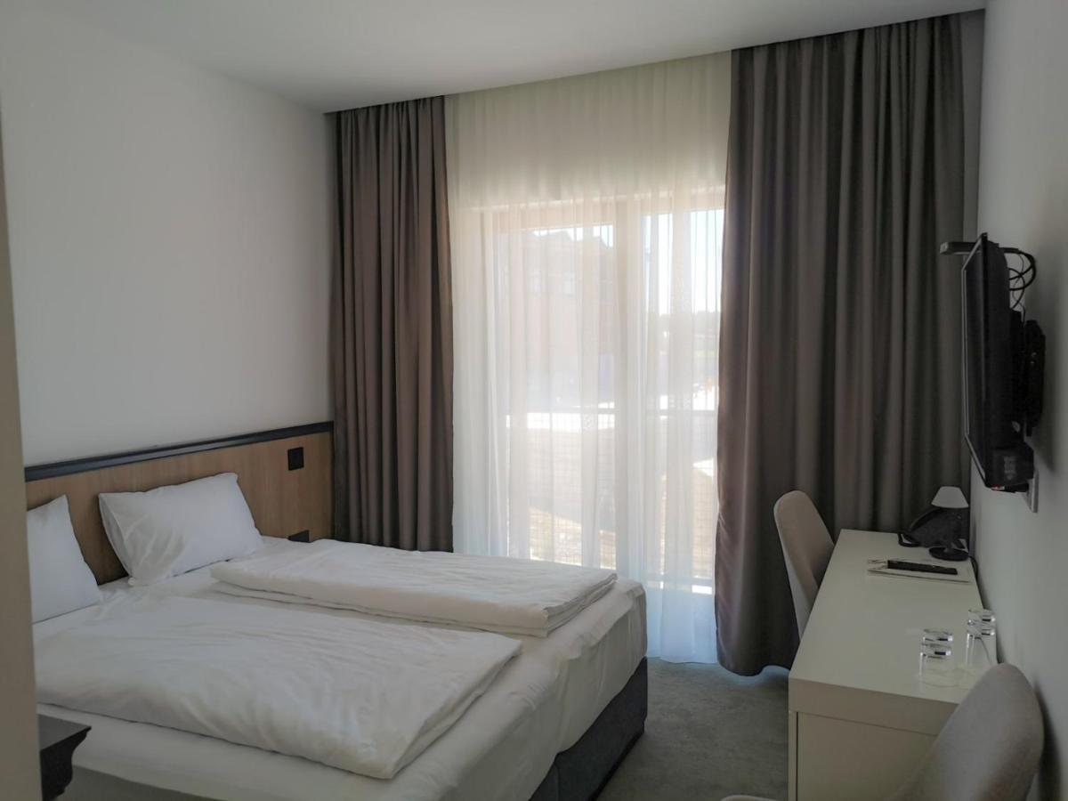 Hotel Crni Vrh Divčibare Exterior foto